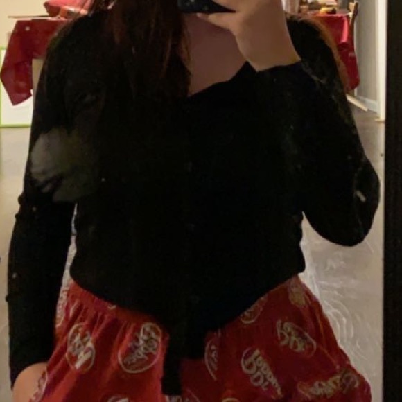 Black long sleeved - Picture 1 of 4